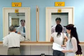Hướng dẫn mới của Bộ Ngoại giao Mỹ cho phép viên chức xét duyệt visa có quyền từ chối những người xin nhập cư được cho là mắc bệnh mãn tính...Ảnh: Creaders.