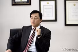 Viện sĩ Đặng Trung Hàn, người đặt nền móng cho ngành công nghiệp chip Trung Quốc. Ảnh: Toutiao.