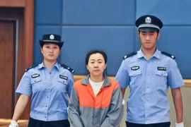 Lưu Quang Minh, nữ cục trưởng chi 17,5 tỉ đồng làm đẹp để thăng quan (Ảnh: Hk01)