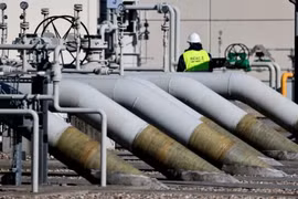 Nga tuyên bố ngừng vô thời hạn việc cung cấp khí đốt cho châu Ậu qua tuyến ống Nord Stream-1 khiến châu Âu phải sớm đương đầu với mùa Đông lạnh giá (Ảnh: Reuters).