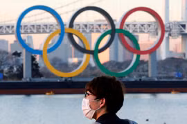 Đã có vận động viên dự Olympic 2020 đầu tiên dương tính Covid-19. Ảnh BBC 