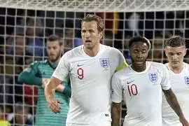 Raheem Sterling và Harry Kane có phải là những người mà bóng đá Anh cần đến khi tranh đua ngai vàng Euro năm nay? Ảnh AP. 