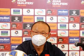 Ông Park Hang-seo và các học trò vẫn có quyền tự hào về trận đấu này. Ảnh VFF.