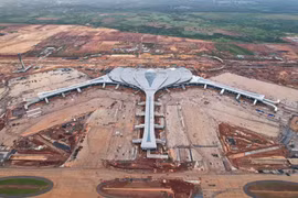Bên trong công trường sân bay Long Thành: Hàng nghìn người "chạy đua" trước giờ G