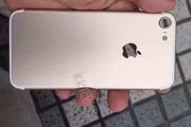 iPhone 7 lộ ảnh thực tế?