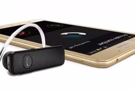 Smartphone màn hình 'khủng' 7 inch Galaxy J Max ra mắt