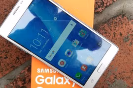 Samsung Galaxy On7 2016 chính thức ra mắt