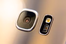 Samsung Galaxy S8 không trang bị camera kép?