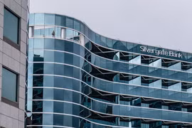 Silvergate: “Chủ nợ” của sàn giao dịch tiền mã hóa FTX tuyên bố phá sản (Ảnh: WSJ)