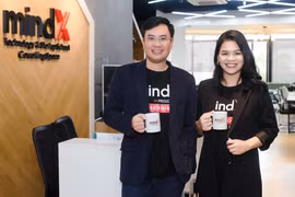 Hai nhà sáng lập MindX: ông Nguyễn Thanh Tùng và bà Nguyễn Thị Thu Hà (Ảnh: MindX)