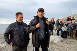 Năm 2015, Tổng thống Mỹ Barack Obama khi đó đã đến thăm Bắc Cực. Ảnh: Sina