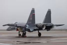 Máy bay chiến đấu Su-35 Nga tại Triển lãm hàng không Chu Hải, Trung Quốc ngày 8/11/2014. Ảnh: Cankao
