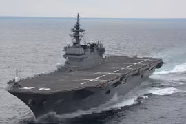 Tàu sân bay trực thăng lớp Izumo của Lực lượng phòng vệ biển Nhật Bản. Ảnh: Military Watch Magazine.