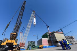 Trung Quốc xây dựng nhà máy điện hạt nhân. Ảnh: Cankao