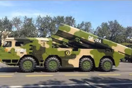 Tên lửa hành trình Đông Phong-10A Trung Quốc. Ảnh: Sina.