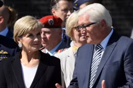 Ngoại trưởng Australia Julie Bishop kêu gọi EU ủng hộ ngăn chặn hành vi “cướp đất” của Trung Quốc ở Biển Đông. Ảnh: AP 