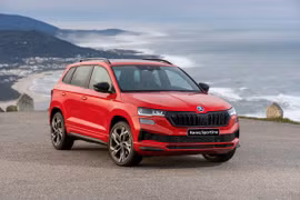 Skoda Karoq ra mắt 2 mẫu xe mới cạnh tranh với Mazda CX-5 và Honda CR-V