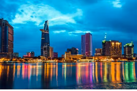 INFOGRAPHICS: Bức tranh kinh tế xã hội sau nửa chặng đường 2023