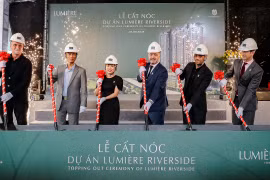 Masterise Homes cất nóc dự án Lumière Riverside