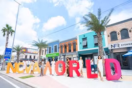 Các hoa hậu khám phá đại lộ shophouse NovaWorld Ho Tram