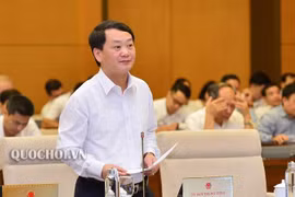 Ông Hầu A Lềnh - Phó Chủ tịch kiêm Tổng thư ký Ủy ban Trung ương Mặt trận Tổ quốc Việt Nam tại phiên họp thứ 38 của Ủy ban Thường vụ Quốc hội (Ảnh: quochoi.vn)