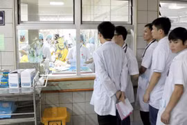 Sinh viên y khoa thực tập tại các bệnh viện