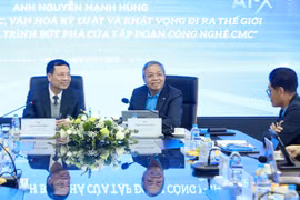 Bộ trưởng Nguyễn Mạnh Hùng khẳng định cốt lõi cạnh tranh nằm ở sản phẩm, không phải chỉ ở công nghệ
