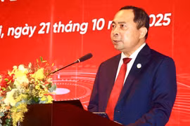 Thứ trưởng Thường trực Hải Quân phân tích “gần dân hơn” nghĩa là chính quyền phục vụ người dân tốt hơn nhờ công nghệ.