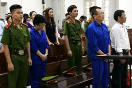 Các bị cáo, bị can, người có quyền lợi nghĩa vụ liên quan tại phiên tòa