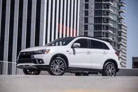 Outlander thế hệ mới sẽ ra mắt vào đầu năm 2019.