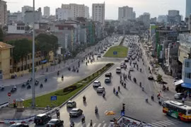 Hơn 80% kinh phí đầu tư đoạn Hoàng Cầu - Voi Phục cho giải phóng mặt bằng.