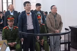 Tại phiên xét xử sáng 16/2, tất cả các bị cáo đều chối tội.