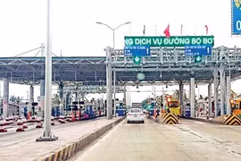 Trạm thu phí BOT Cai Lậy, Tiền Giang - một “điểm nóng” của dư luận trong những ngày gần đây - Ảnh: Sài Gòn giải phóng.