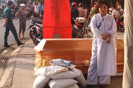 Đừng biến quan tài thành vũ khí