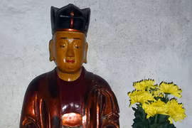 Tượng Trạng Nguyên Mạc Đĩnh Chi ở Chùa Dâu, Bắc Ninh. Ảnh: Wikipedia