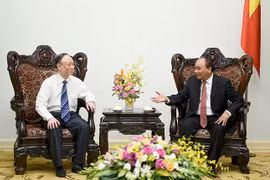 Chủ tịch Tập đoàn JA Solar (Trung Quốc) tiếp kiến Thủ tướng Nguyễn Xuân Phúc.