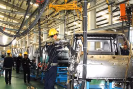 Vinamotor không mạnh về sản xuất, lắp ráp, yếu kém về quản trị nhưng có cơ sở hạ tầng, đất đai, trụ sở, các nhà máy diện tích lớn nằm rải rác ở nhiều thành phố.