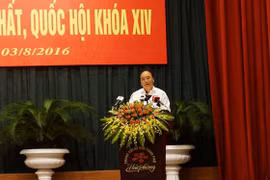 Thủ tướng Nguyễn Xuân Phúc tại buổi tiếp xúc cử tri TP.Hải Phòng sáng nay (3.8) - ẢNH: CHÍ HIẾU (Thanhnien.vn)