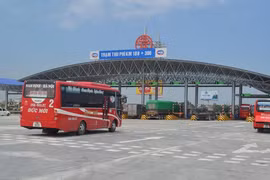 Một trạm thu phí trên cao tốc Pháp Vân - Cầu Giẽ