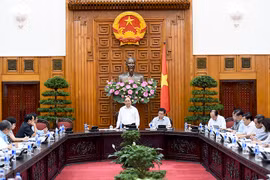 Thủ tướng Nguyễn Xuân Phúc chủ trì buổi làm việc.