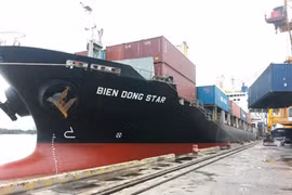  Tàu Biển Đông Star.