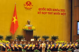 Các thành viên Chính phủ khóa XIV ra mắt quốc dân.