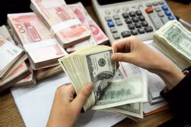 Dự trữ ngoại tệ: Người ăn không hết, kẻ lần chẳng ra!