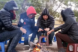 Người dân cần lưu ý khi sử dụng các biện pháp sưởi ấm khi làm việc và sinh hoạt ở môi trường lạnh