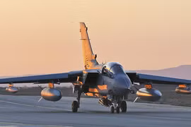 Chiến đấu cơ Tornado GR4 của RAF tại căn cứ không quân Akrotiri ở Cyprus. Ảnh: PA