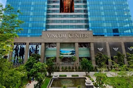 SSC nới hạn công bố BCTC trong 2016 cho Vingroup