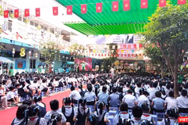 Học sinh một trường Tiểu học trên địa bàn TP.HCM-Ảnh: Hoà Bình