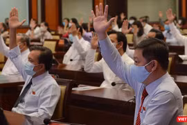 Đại biểu tham dự Kỳ họp bất thường Hội đồng nhân dân TP.HCM (Ảnh: TTBC) 