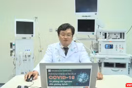 Giảng dạy online ở ĐH Y Dược TP.HCM sáng nay 18/4 (Ảnh HB chụp lại video giảng dạy online) 