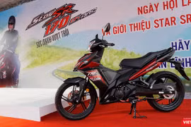 SYM Star SR 170 hiện đang có giá bán đề xuất 49,9 triệu đồng tại Việt Nam cùng 2 tùy chọn màu sắc là đỏ/đen và xanh dương/đen. (Ảnh: Ngô Minh)